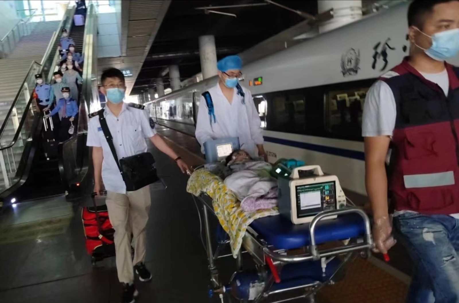 北京西城区西城区高铁转运公司